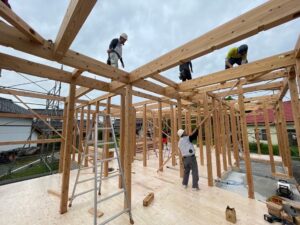 音で包まれる家　建て方