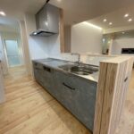 冷蔵庫はリビングから見えない設計