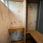 壁紙にもこだわった書斎