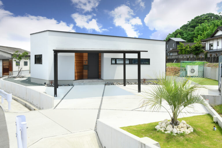 家族の息づかいがかんじられる平屋