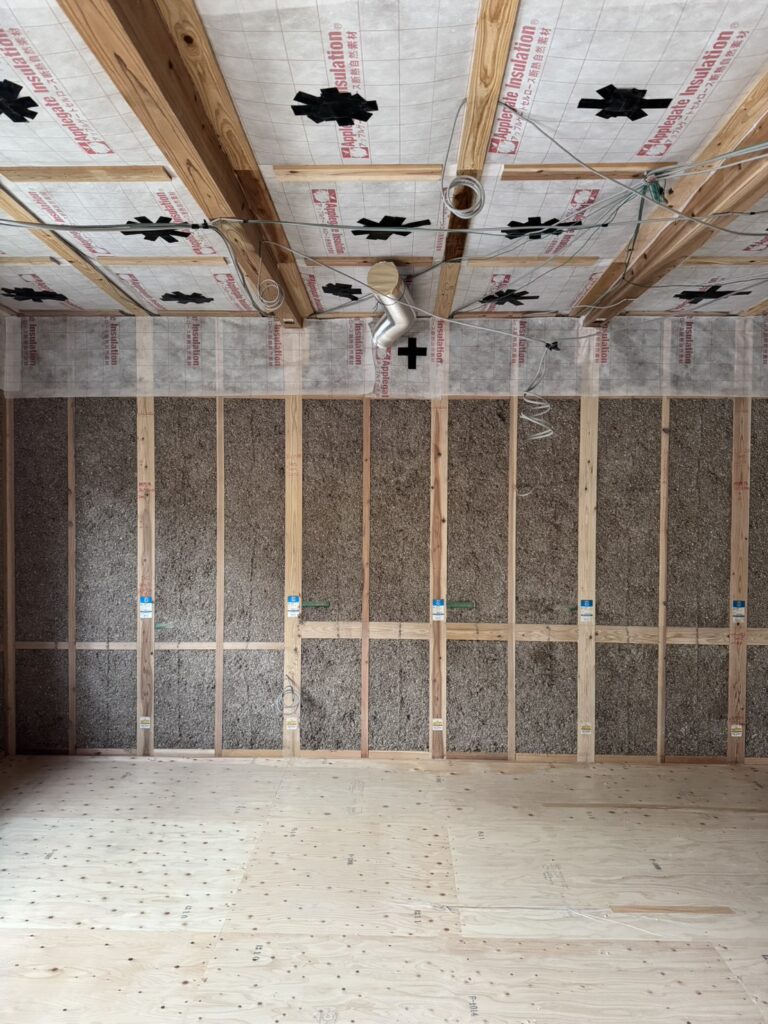 Y様邸　断熱施工完了✅