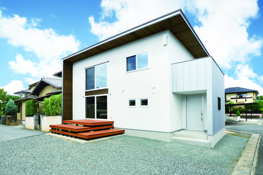 家族の気配がつながる、スキップフロアのある家